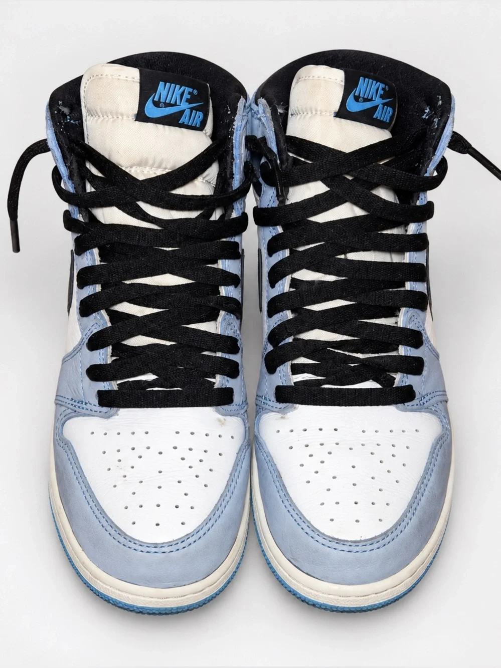 Air Jordan 1 Retro High OG University Blue